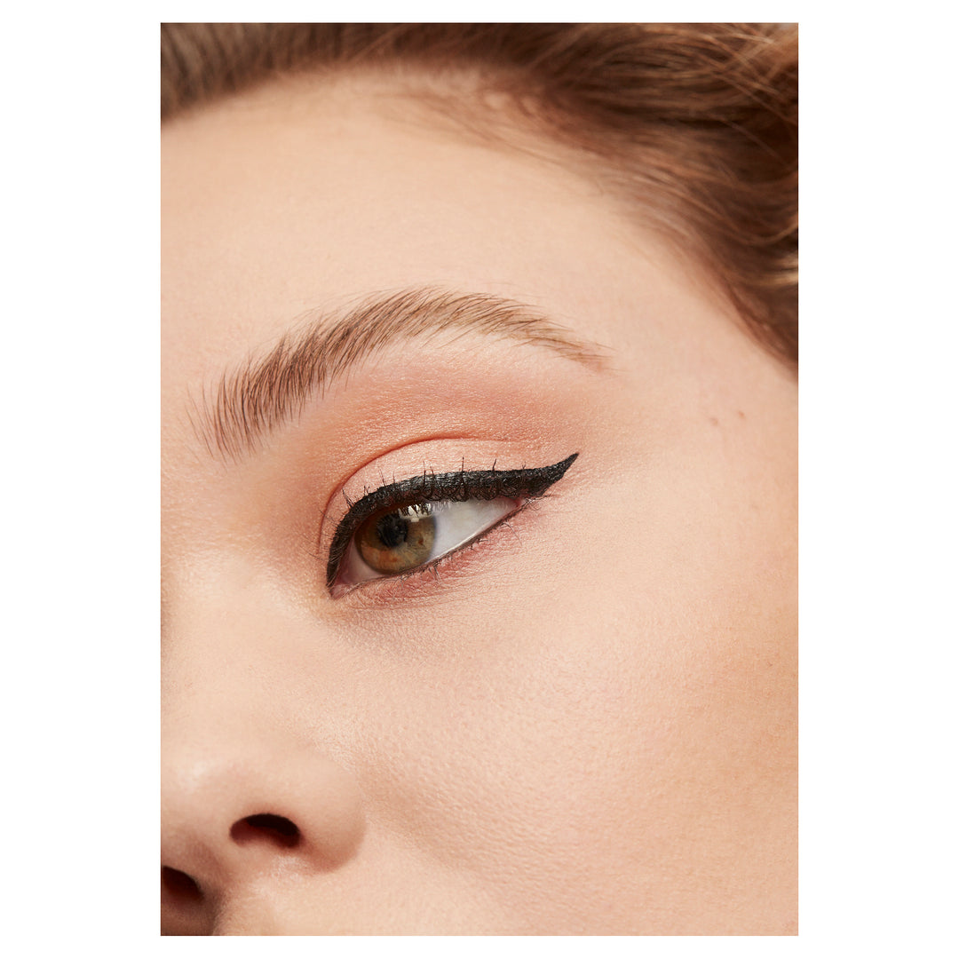 ColorStay Micro Easy Precision Liquid Liner