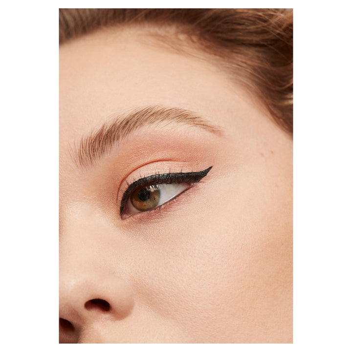ColorStay Micro Easy Precision Liquid Liner